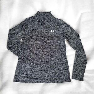 Under Armour Tech Twist 1/2 Zip Women’s Small Long Sleeve Black Gray Soft NWT
